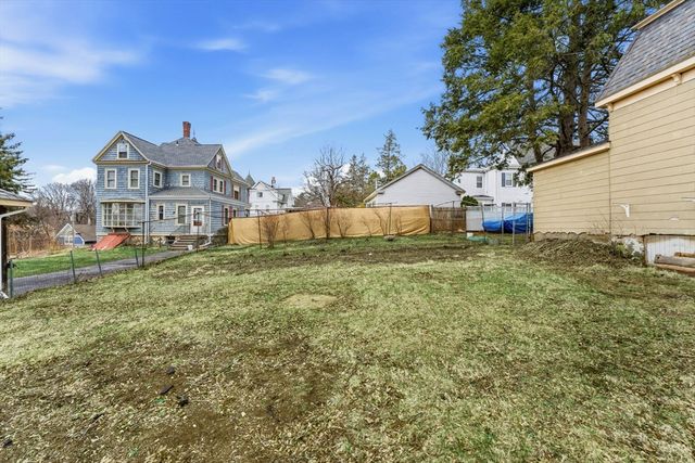 205 Church St, Marlborough, MA 01752