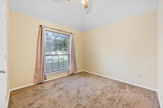 905 Park Place Boulevard, Midlothian, TX 76065
