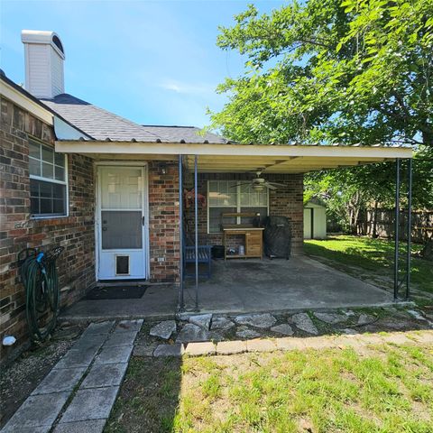 905 Park Place Boulevard, Midlothian, TX 76065