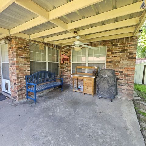 905 Park Place Boulevard, Midlothian, TX 76065