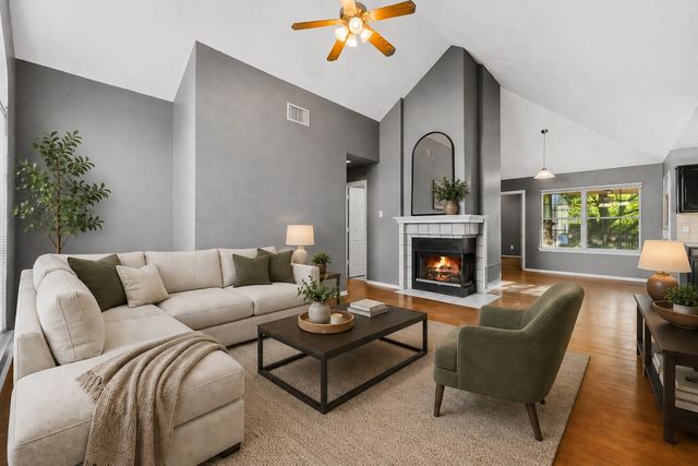 905 Park Place Boulevard, Midlothian, TX 76065