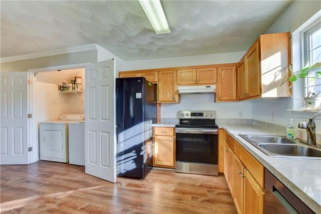 824 Marshall AVE, Norfolk, VA 23504