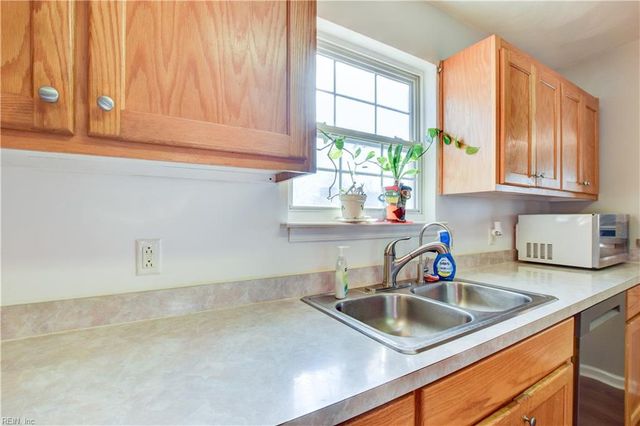 824 Marshall AVE, Norfolk, VA 23504