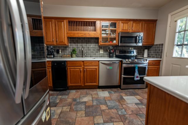 3074 Bandy RD, Roanoke, VA 24014