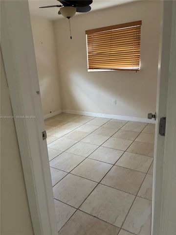 18715 NE 18th Avenue, Miami, FL 33179