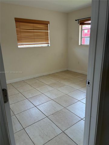 18715 NE 18th Avenue, Miami, FL 33179