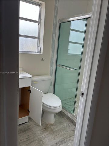18715 NE 18th Avenue, Miami, FL 33179