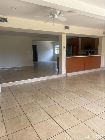18715 NE 18th Avenue, Miami, FL 33179