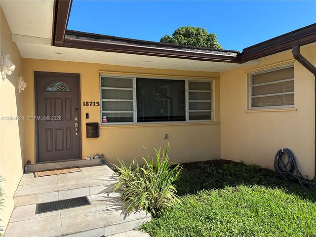 18715 NE 18th Avenue, Miami, FL 33179