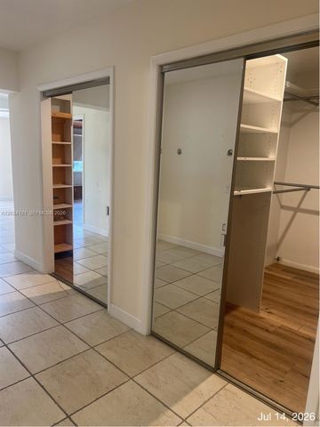18715 NE 18th Avenue, Miami, FL 33179