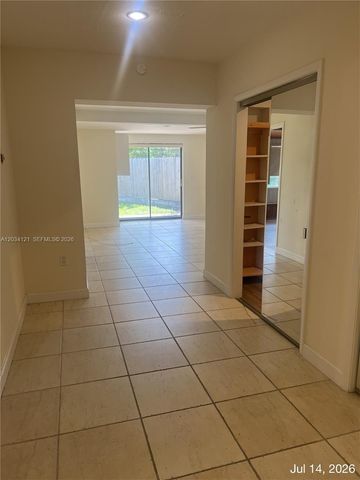 18715 NE 18th Avenue, Miami, FL 33179