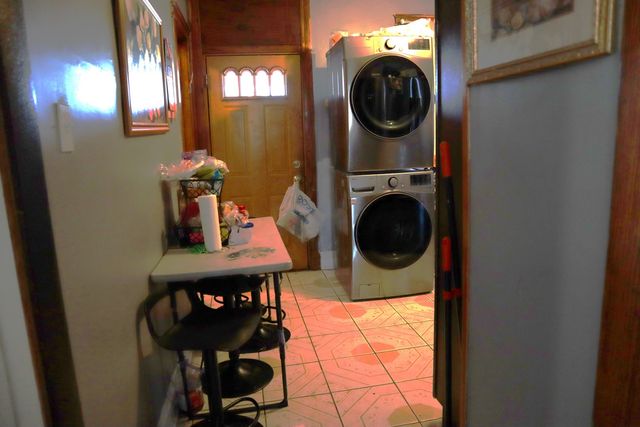 6616 S Kedvale Avenue, Chicago, IL 60629