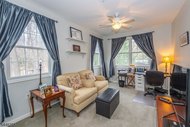 1 Ashley Ct, Hawthorne Boro, NJ 07506