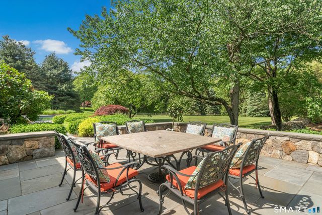 610 Cheese Spring Road, New Canaan, CT 06840