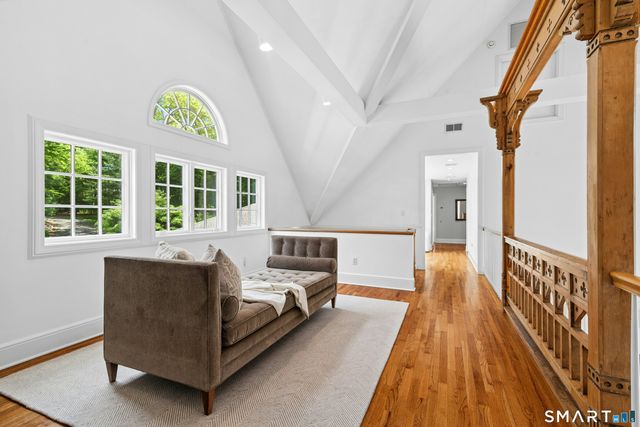 610 Cheese Spring Road, New Canaan, CT 06840