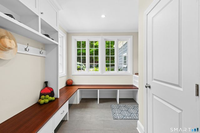 610 Cheese Spring Road, New Canaan, CT 06840