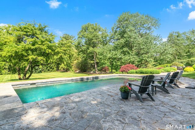 610 Cheese Spring Road, New Canaan, CT 06840