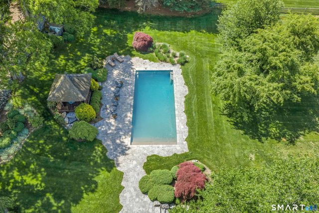 610 Cheese Spring Road, New Canaan, CT 06840