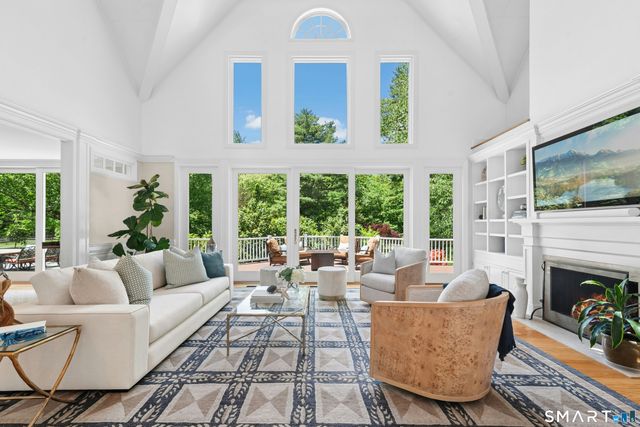 610 Cheese Spring Road, New Canaan, CT 06840
