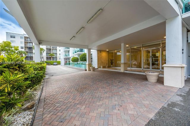 2841 NE 163rd Street 704, North Miami Beach, FL 33160