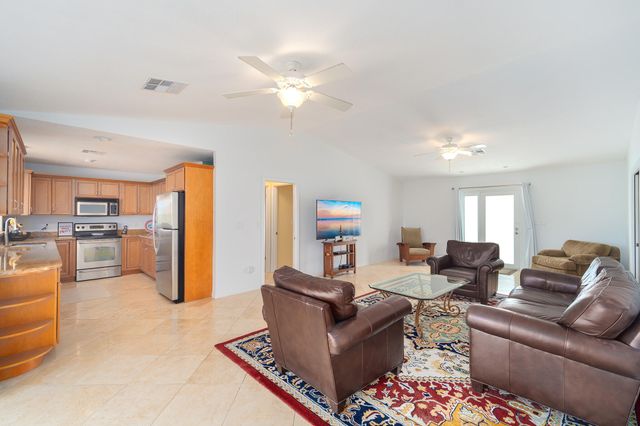 947 Gulf Drive, Summerland Key, FL 33042