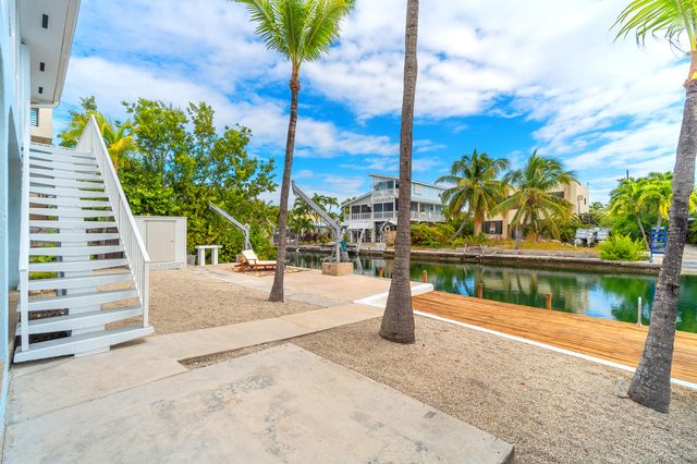 947 Gulf Drive, Summerland Key, FL 33042