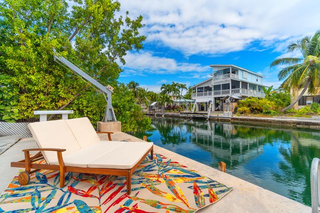 947 Gulf Drive, Summerland Key, FL 33042