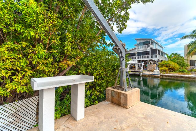 947 Gulf Drive, Summerland Key, FL 33042