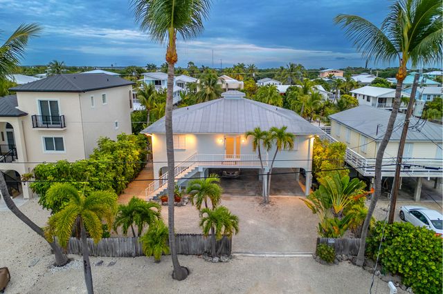 947 Gulf Drive, Summerland Key, FL 33042