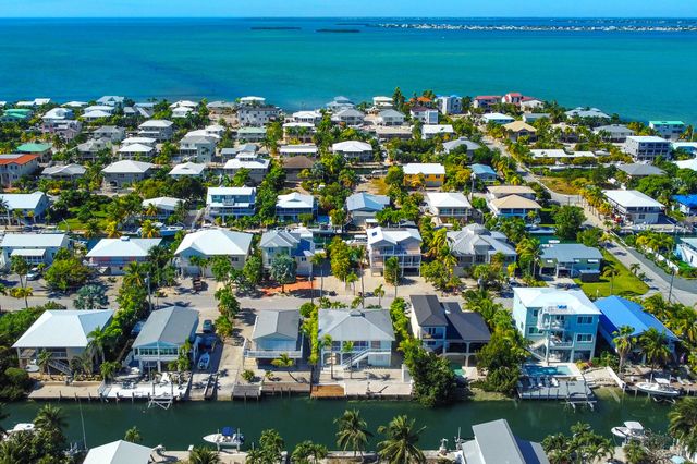 947 Gulf Drive, Summerland Key, FL 33042