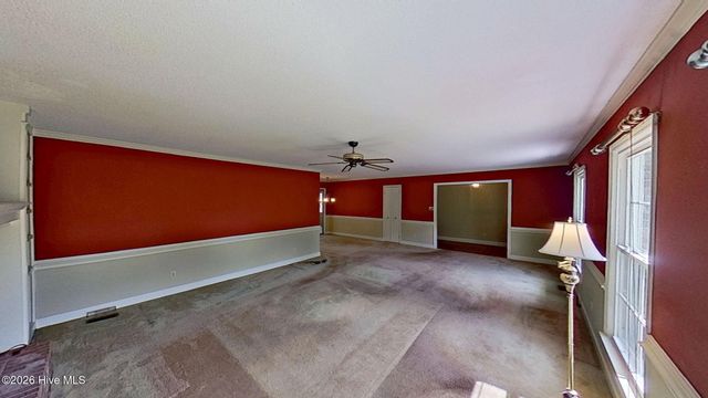 512 Raymond Drive, Arapahoe, NC 28510