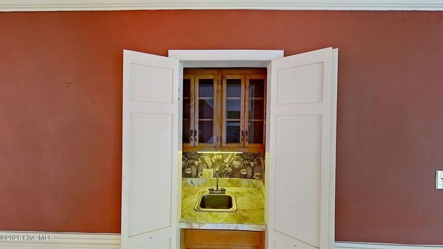 512 Raymond Drive, Arapahoe, NC 28510