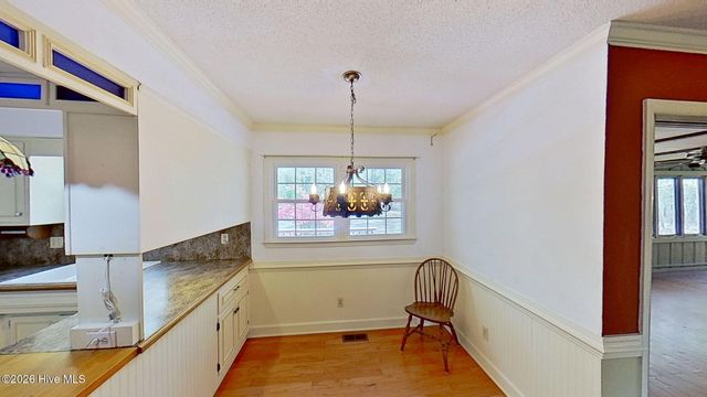 512 Raymond Drive, Arapahoe, NC 28510