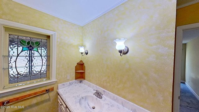 512 Raymond Drive, Arapahoe, NC 28510