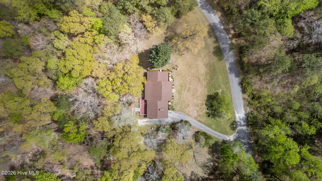 512 Raymond Drive, Arapahoe, NC 28510