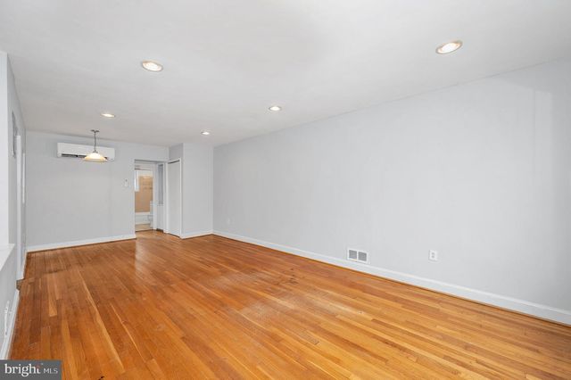 109 WEBSTER ST NE, Washington, DC 20011