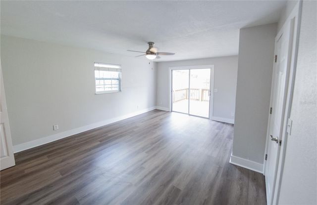 4710 W PRICE AVENUE, Tampa, FL 33611