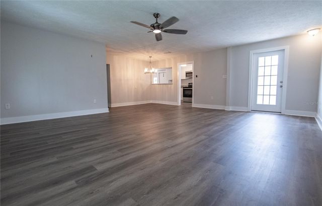 4710 W PRICE AVENUE, Tampa, FL 33611