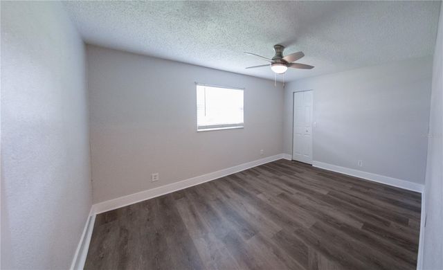 4710 W PRICE AVENUE, Tampa, FL 33611