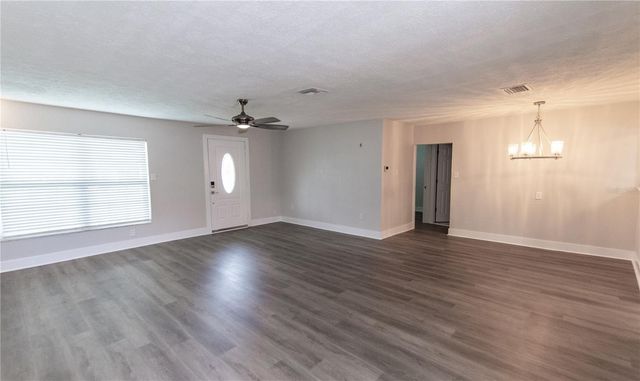 4710 W PRICE AVENUE, Tampa, FL 33611