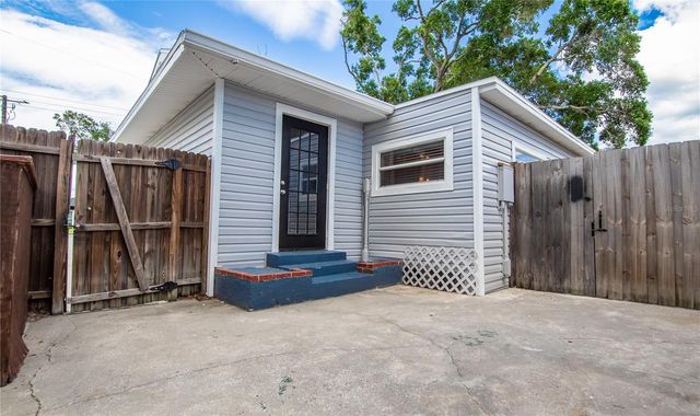 4710 W PRICE AVENUE, Tampa, FL 33611