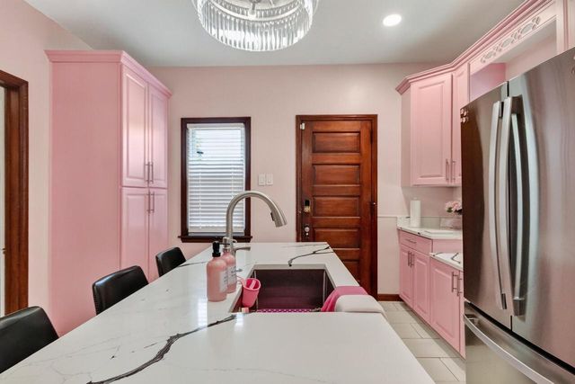 3172 S Griffin AVENUE, Milwaukee, WI 53207