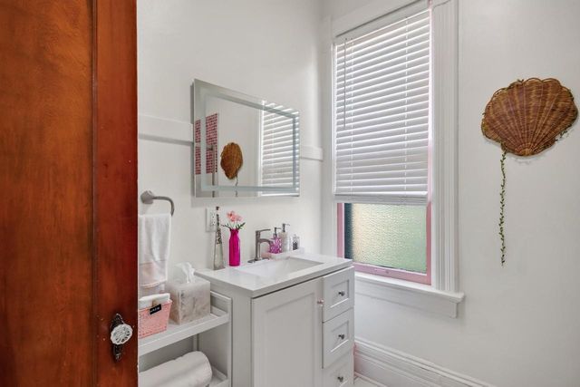 3172 S Griffin AVENUE, Milwaukee, WI 53207