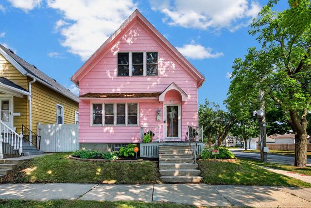 3172 S Griffin AVENUE, Milwaukee, WI 53207