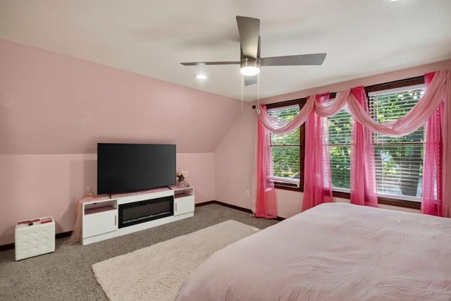 3172 S Griffin AVENUE, Milwaukee, WI 53207