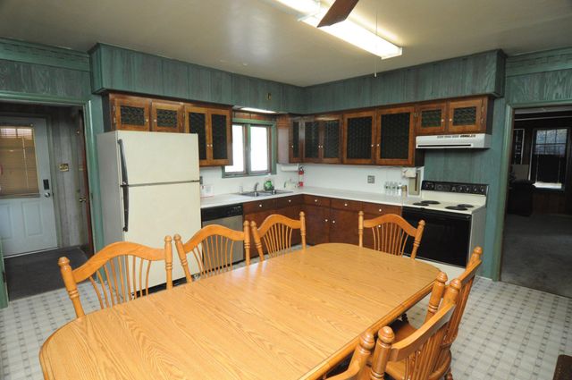 1940 S MAIN RD, Vineland, NJ 08360