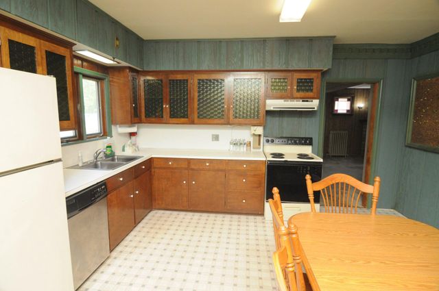1940 S MAIN RD, Vineland, NJ 08360