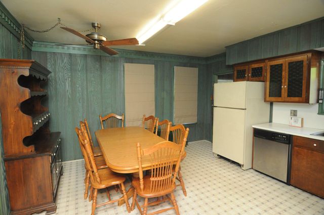 1940 S MAIN RD, Vineland, NJ 08360