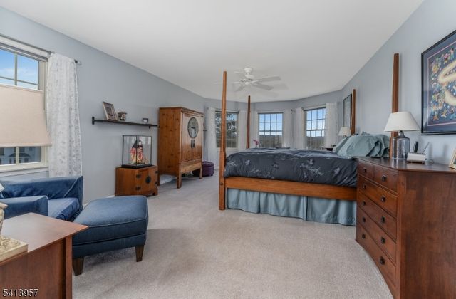 4 Cheshire Ct, Clinton Twp., NJ 08833