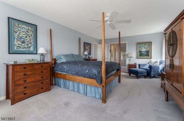 4 Cheshire Ct, Clinton Twp., NJ 08833